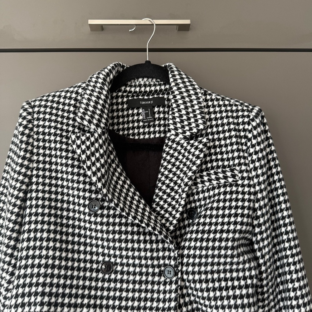 Black White Houndstooth Cropped Blazer & Skirt Set Size S Thick Material - Picture 6 of 16